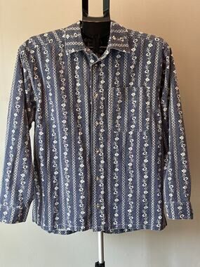 On‎ The Brink Long Sleeve Button Up Shirt Women Medium Blue White Floral Striped